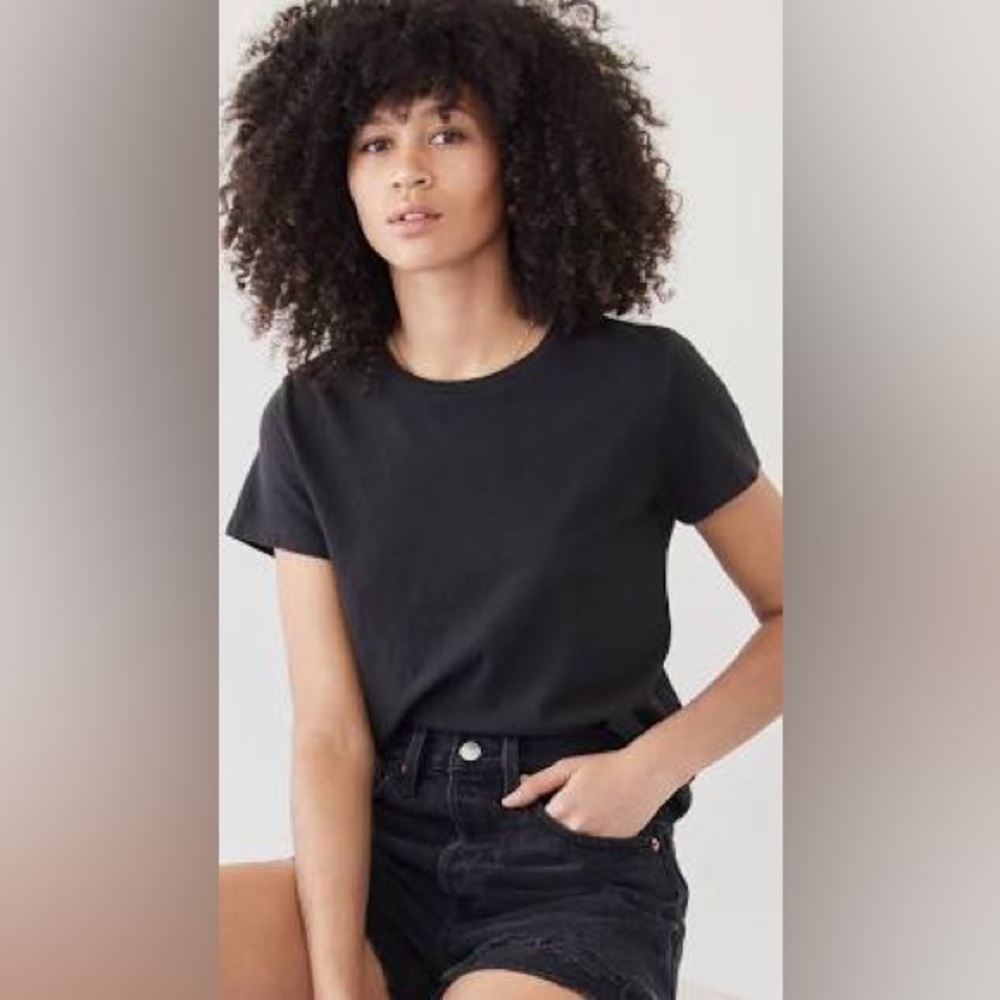 Re/Done x Hanes The Classic Black Tee Sz XS Black NEW